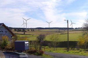 L'une des projections des éoliennes sur le plateau des Vastres. 