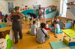 La gestion des crèches par les parents est pratiquée depuis de nombreuses années. 