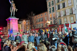 Les nazis voulaient fondre la statue. Elle a été cachée jusqu'à la fin de la guerre. 