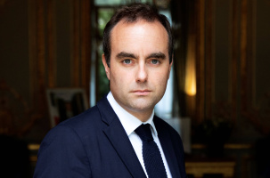 Sébastien Lecornu, ex-ancien 1er ministre du gouvernement français. 
