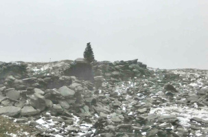 Première saupoudrée de neige en Haute-Loire pour ce dernier weekend d'octobre 2025. 