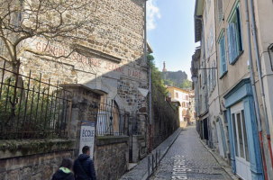 La fuite a eu lieu rue Grangevieille.