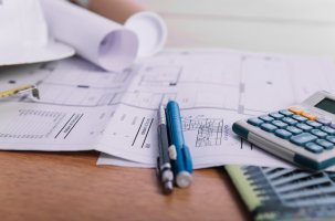 Si les salaires n'augmentent pas ou peu, l'inflation, elle, est sous stéroïdes. 