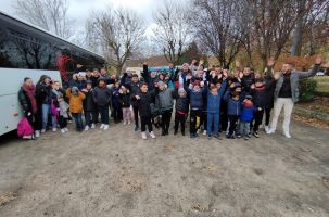 40 enfants avec leurs parents ont été emmenés en sortie à Clermont-Ferrand