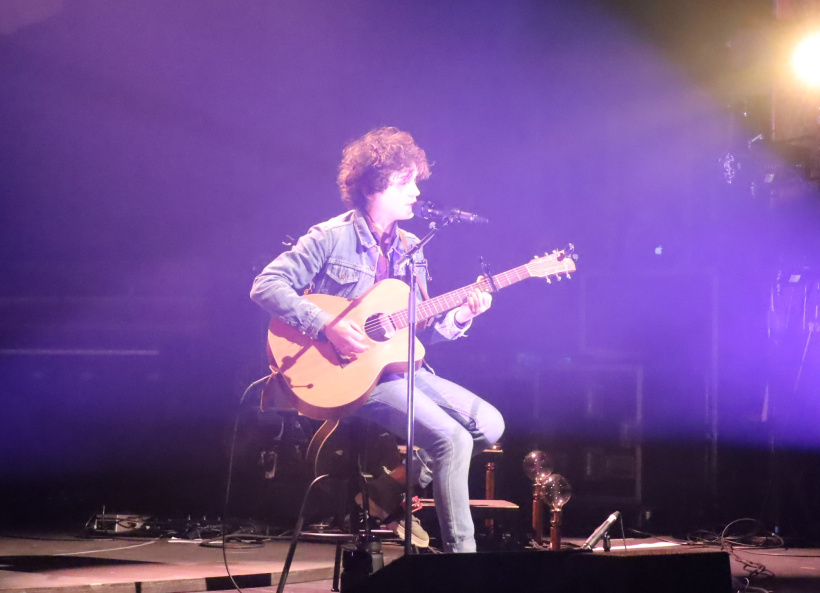 Baptiste Ventadour en première partie de Claudio Capéo