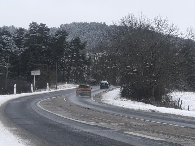 Si la neige rend heureux les enfants, elle peut aussi échauffer les plus grands...
