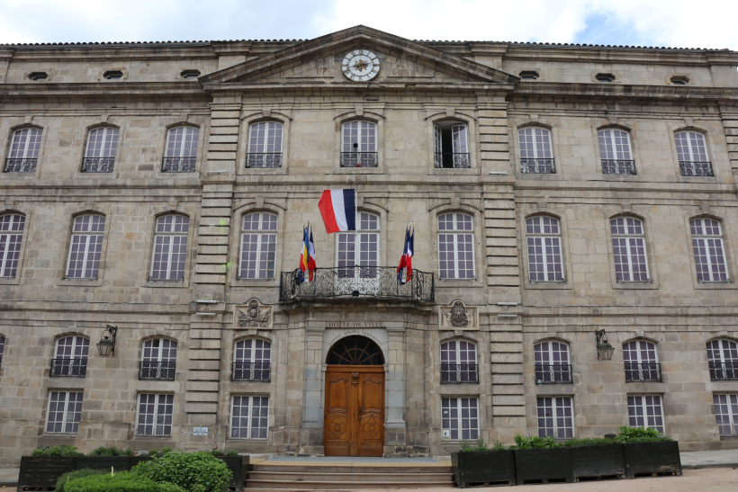 La mairie du Puy-en-Velay, siège de nombreuses tensions 
