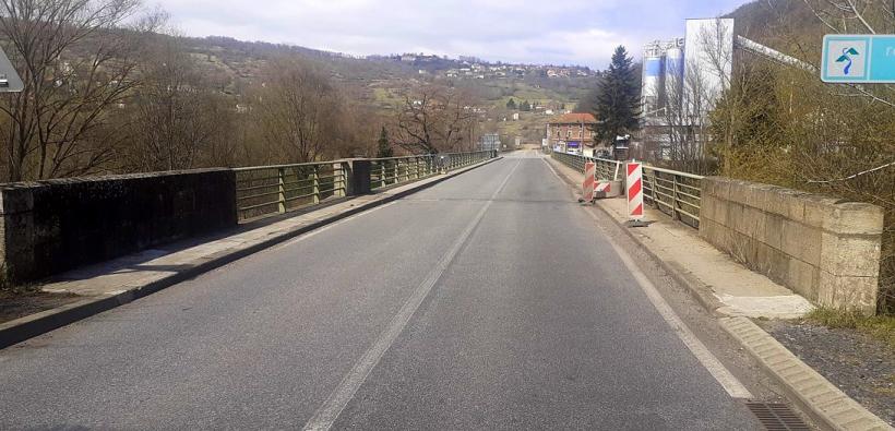 Le pont de Chadrac sur la Loire est en travaux jusqu'à mi-juillet environ. 
