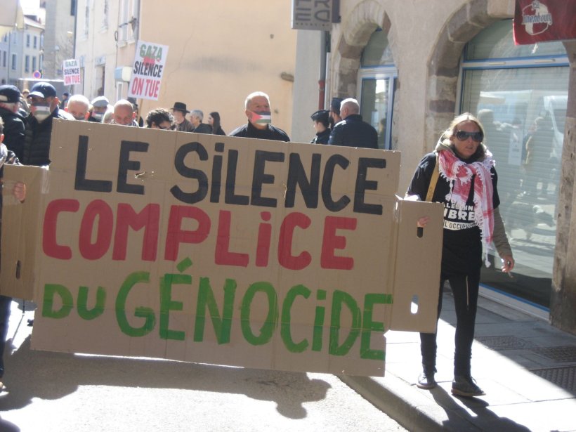Chaque samedi, une mobilisation a lieu à Brioude pour se dresser contre la guerre à Gaza.