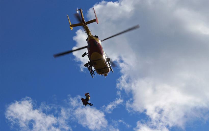 La prise en charge a nécessité l'hélicoptère de secours. 