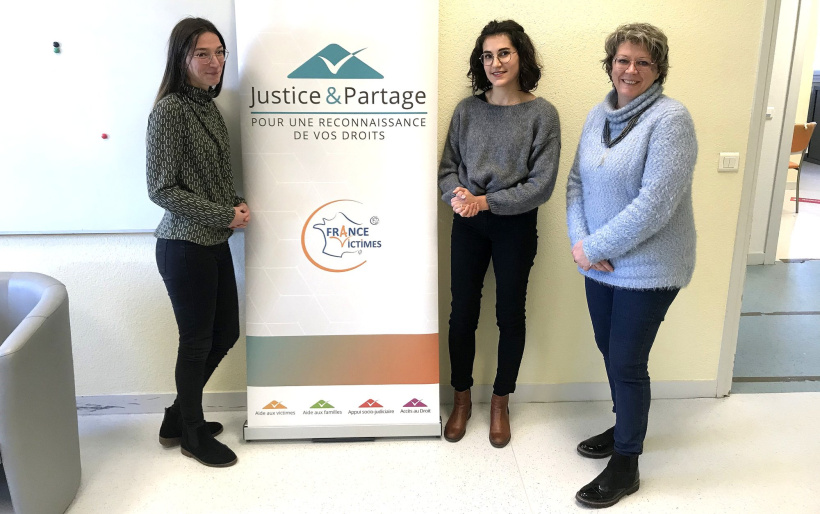 Marine Giraud, Zoé Jouve et Sophie Chantemesse de Justice et Partage 43. 