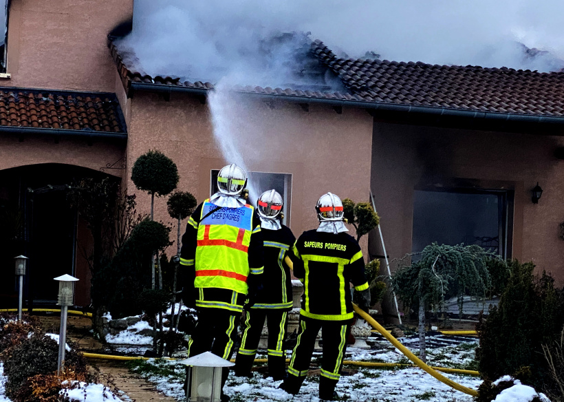 La bâtisse comportait beaucoup d'éléments en bois selon le propriétaire. 