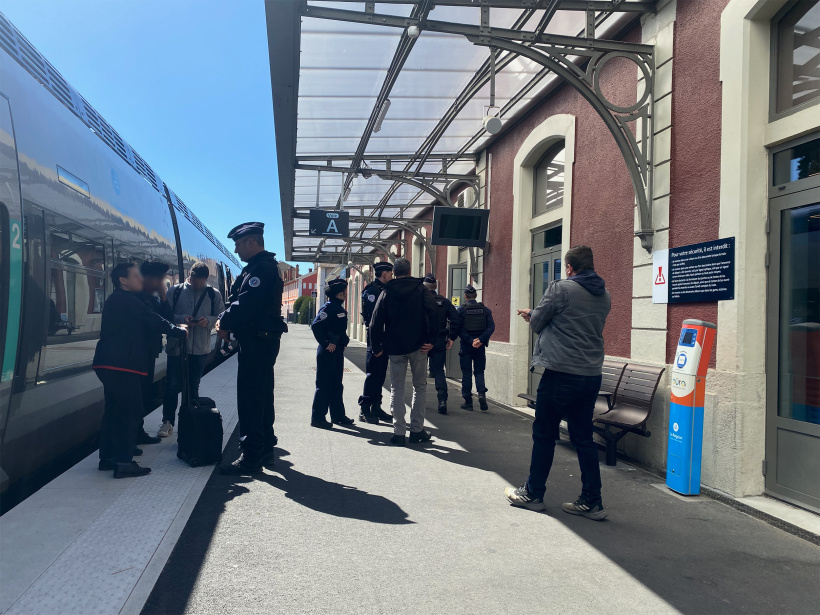 Présence policière en gare du Puy-en-Velay