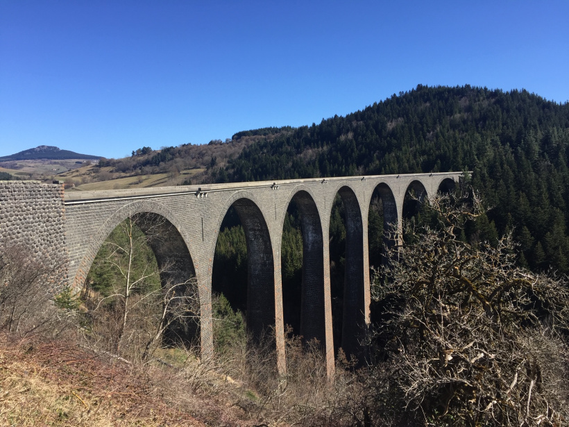 Le viaduc de la Recoumène, ouvrage éclatant du paysage altiligérien