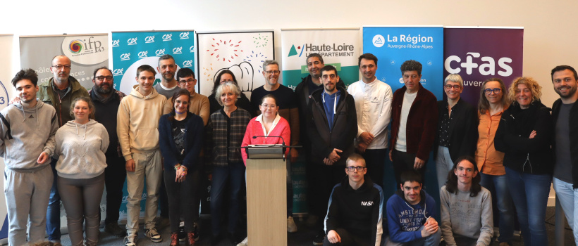 Organisateurs, participants, encadrants, partenaires se retrouvent avant la compétition